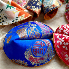 Load image into Gallery viewer, Fortune Cookie Keepsake