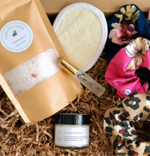 Load image into Gallery viewer, Bath Salt Soak - Calming Lavender + Bergamot