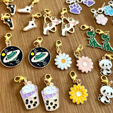 Load image into Gallery viewer, Clip On Zipper Charms