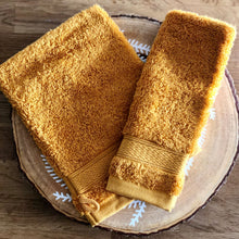 Load image into Gallery viewer, Egyptian Cotton Wash Mitt