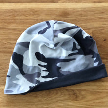 Load image into Gallery viewer, Reversible Slouchy Beanies