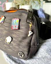 Load image into Gallery viewer, Clip On Zipper Charms