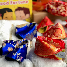 Load image into Gallery viewer, Fortune Cookie Keepsake