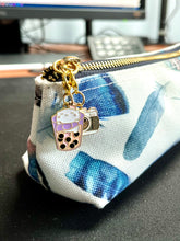 Load image into Gallery viewer, Clip On Zipper Charms
