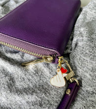 Load image into Gallery viewer, Clip On Zipper Charms