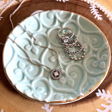Load image into Gallery viewer, Embossed Pastel Jewelry Tray

